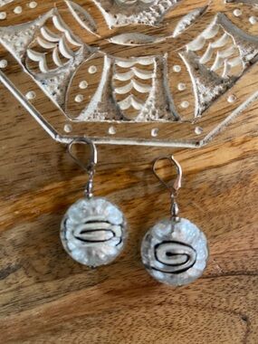 Vintage Silver-Tone White Floral Glass Drop Earrings - Unbranded